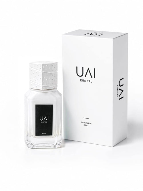 Kha-yal Eau de Parfum 30ml bersama kotak putih
